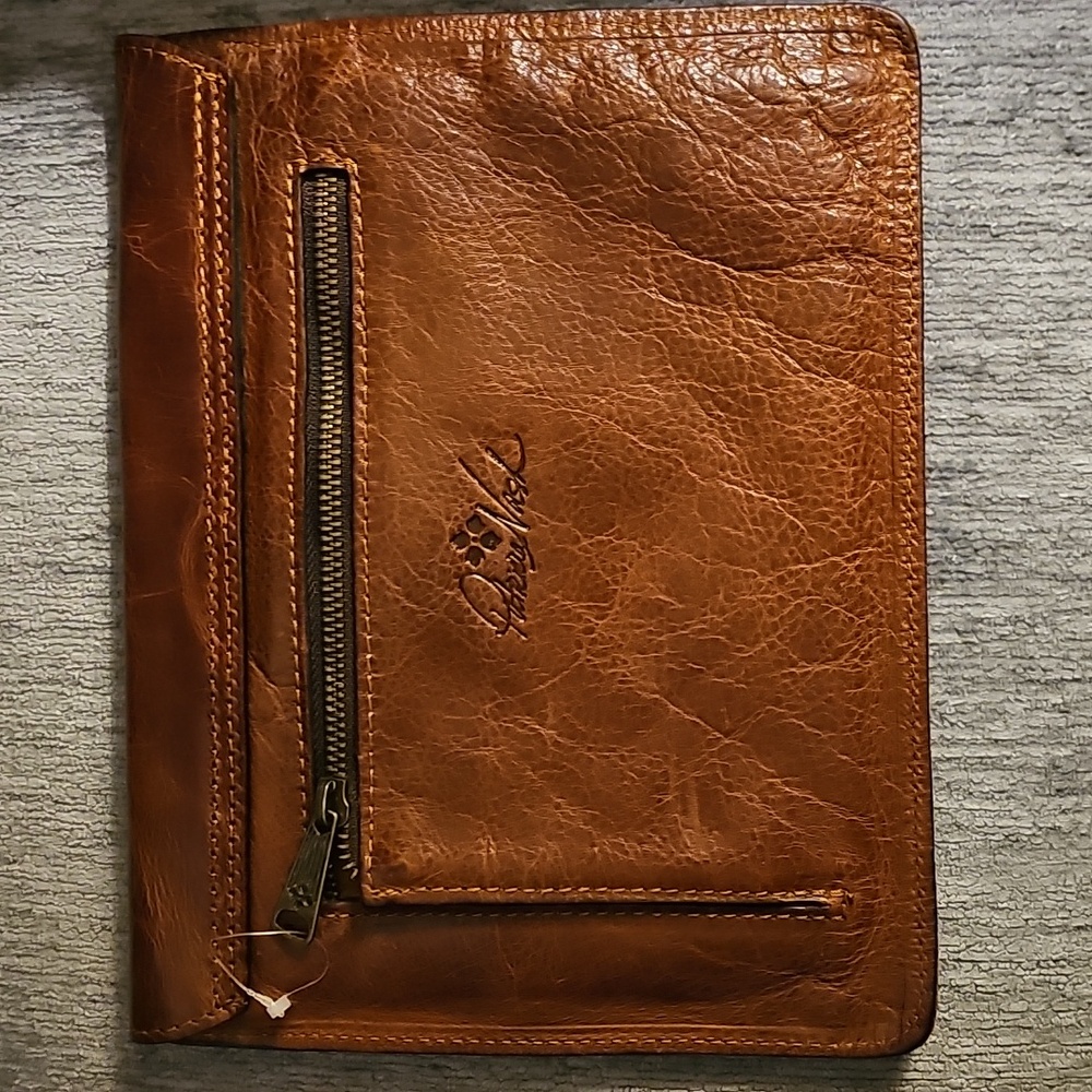 Patricia Nash Brown Leather Clutch/Ipad Case EUC - Picture 2 of 7